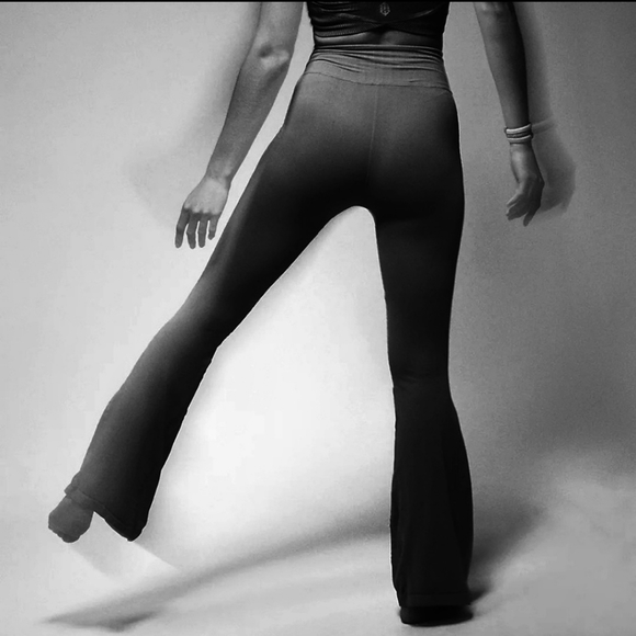 FREE PEOPLE Good Karma Flare Leggings S/XS Black - Picture 6 of 8